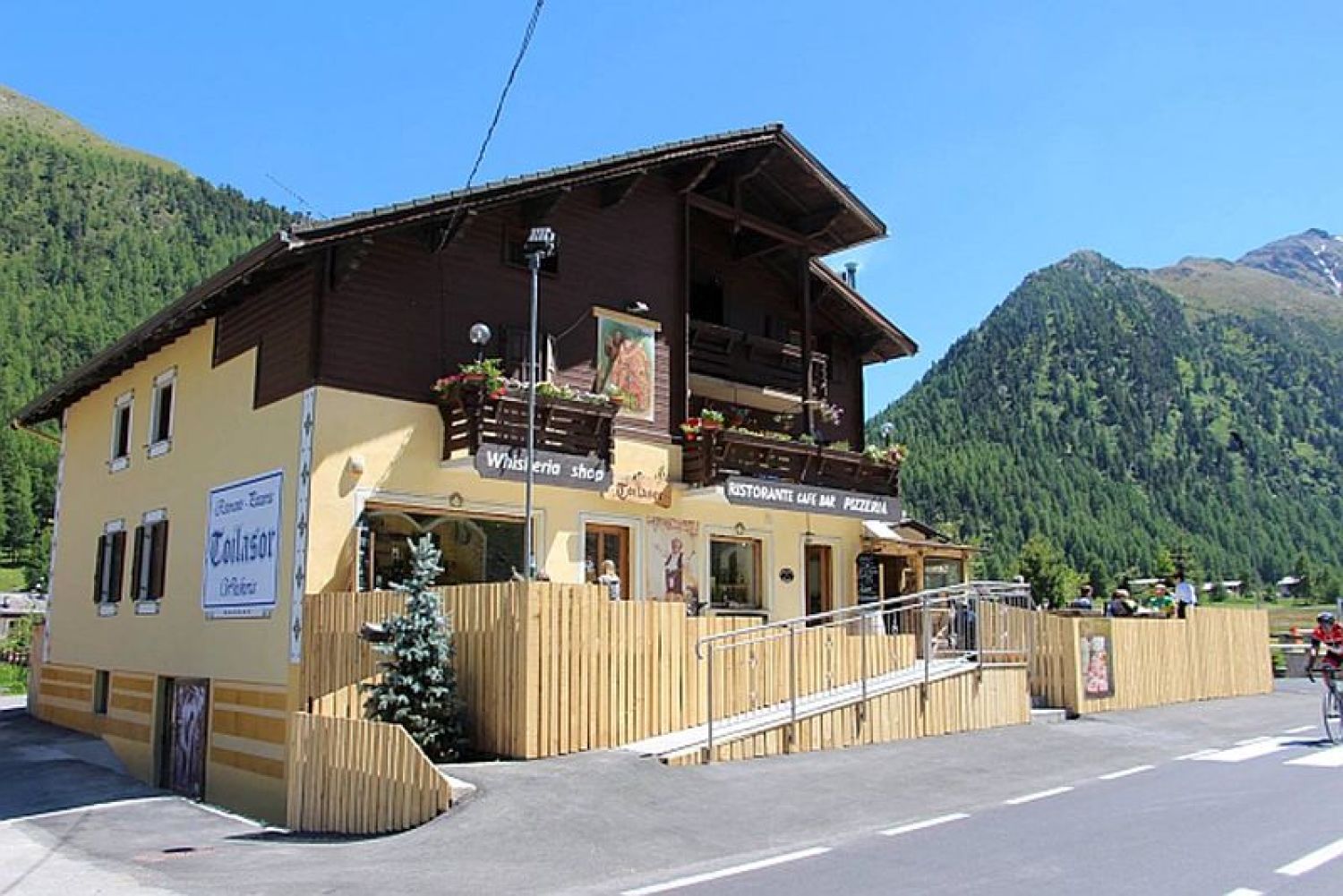 https://www.valtellinaok.com/Foto/Ristoranti/72/ristorante toilasor livigno.jpg